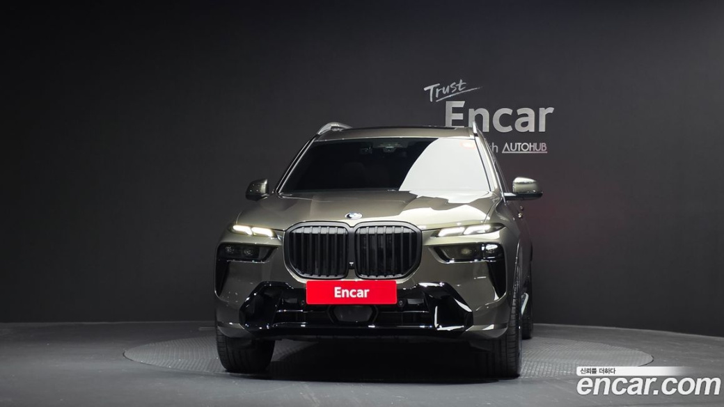 BMW X7 xDrive 40i M Sport 6STR, 2025