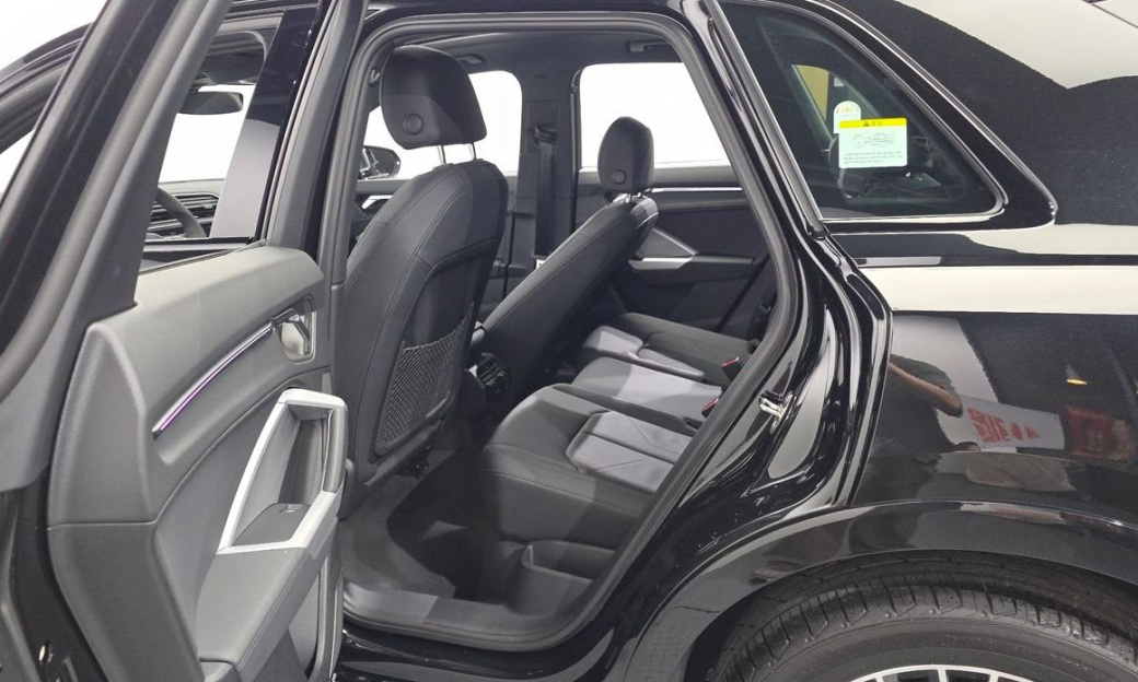 Audi Q3 40 TFSI Quattro Premium, 2025