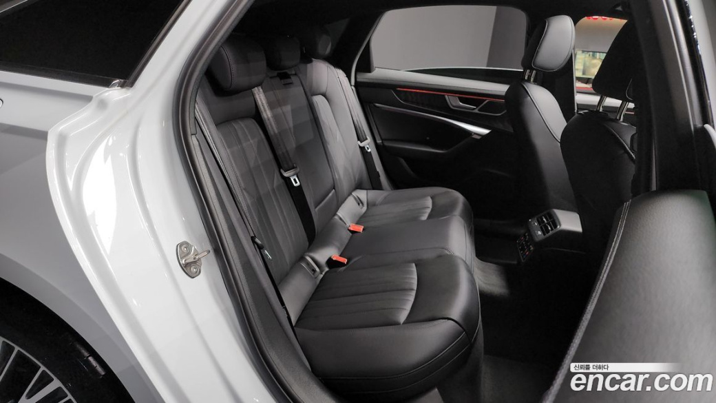 Audi A6 45 TFSI Quattro Premium, 2023