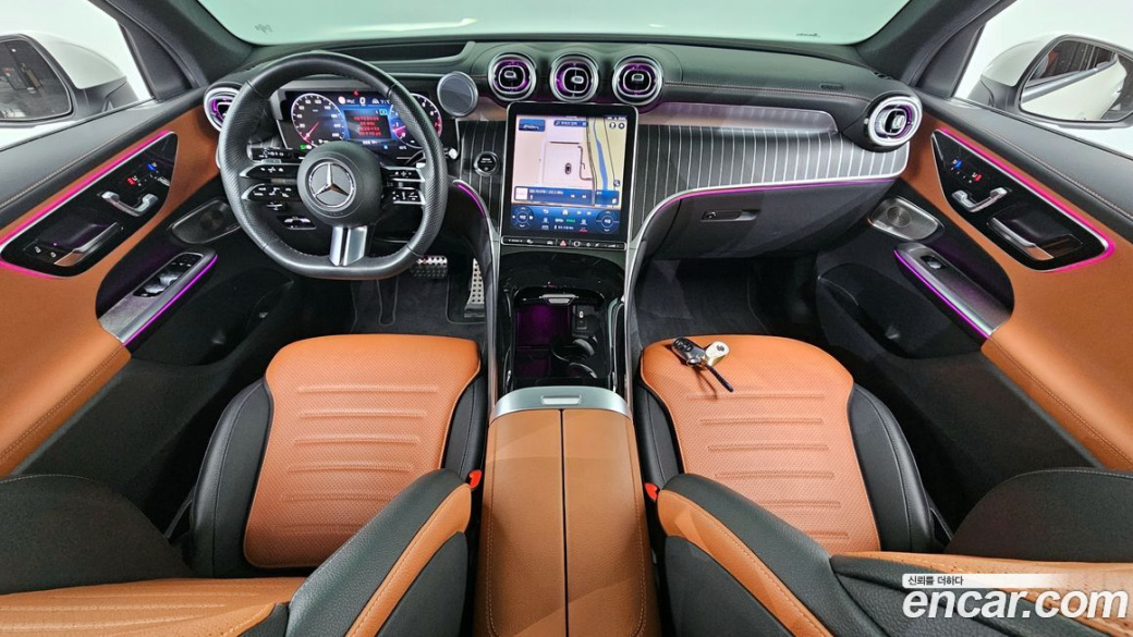 Mercedes-Benz GLC-Class GLC300 4MATIC AMG Line, 2023