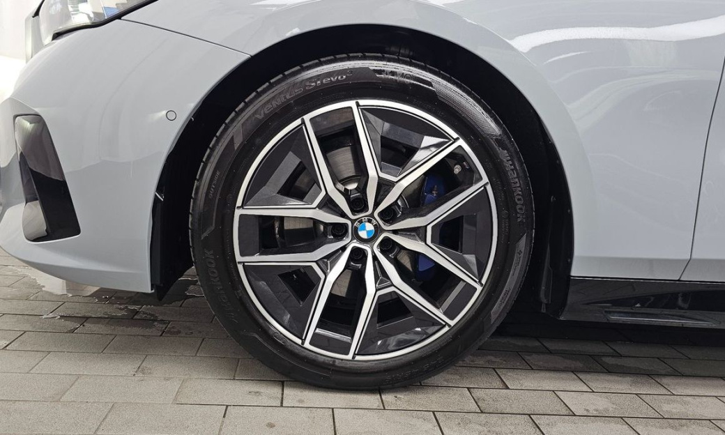 BMW 5-Series 520i M Sport, 2024
