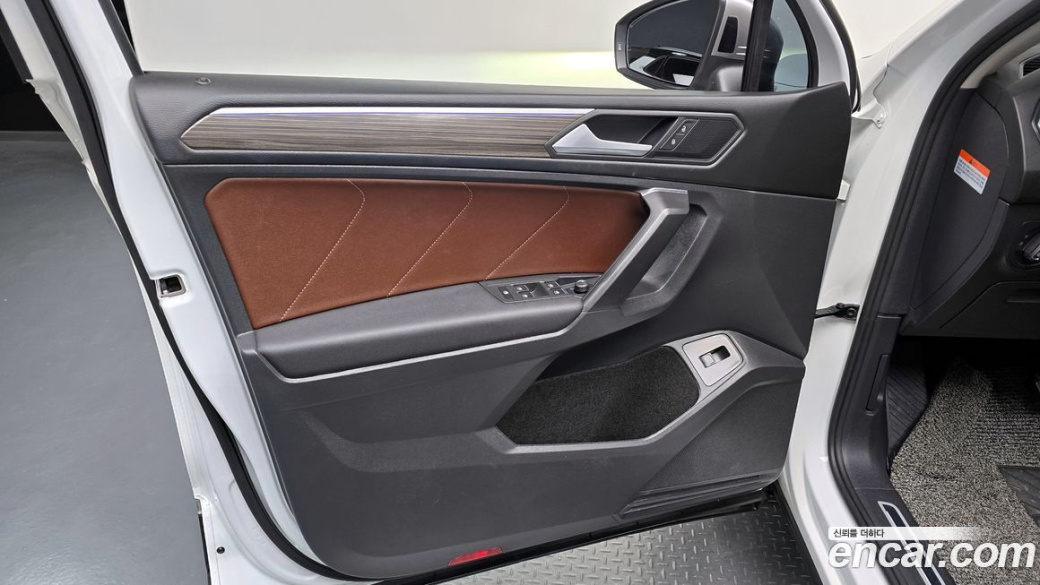 Volkswagen Tiguan 2.0 TSI Prestige, 2023