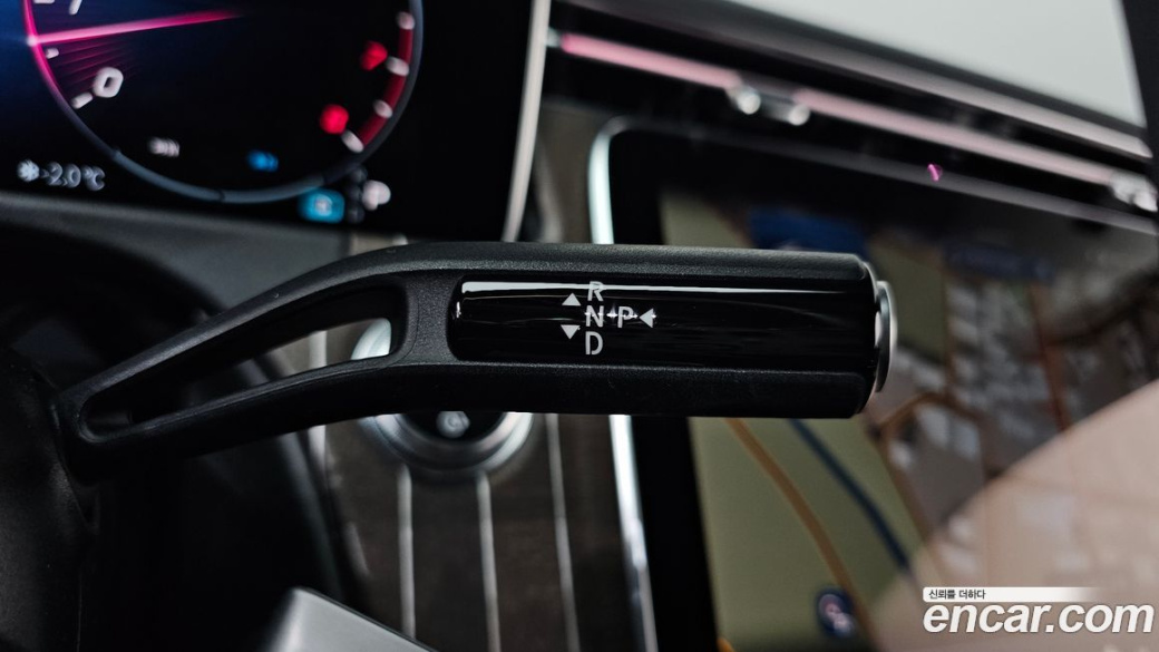 Mercedes-Benz E-Class E300 4MATIC Exclusive, 2024