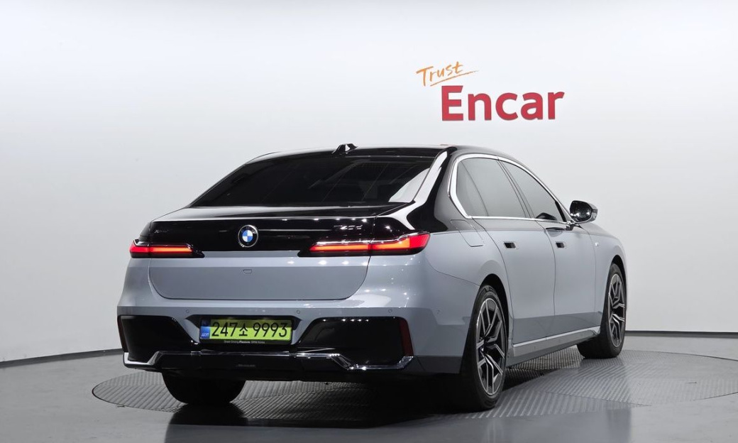 BMW 7-Series 740d xDrive M Sport, 2025