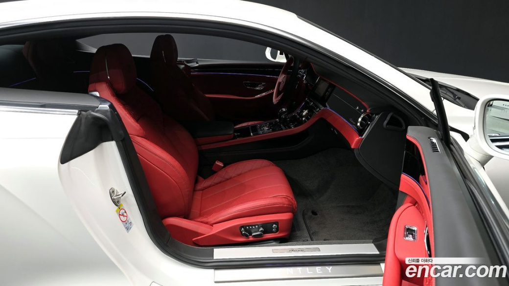 Bentley Continental 4.0 GT Azure, 2023