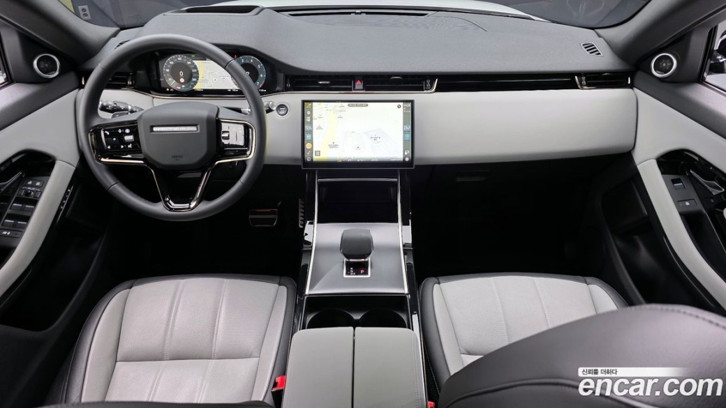 Land Rover Range Rover Evoque P250 Dynamic SE, 2026