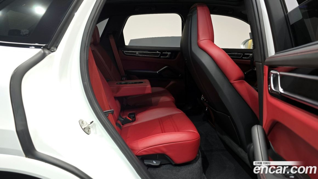 Porsche Cayenne 3.0, 2022