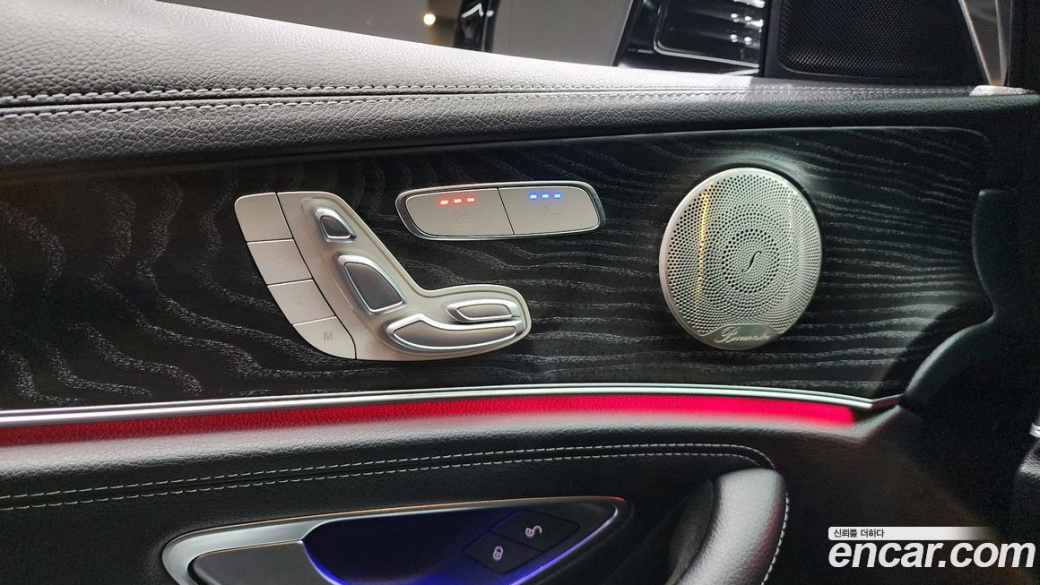 Mercedes-Benz E-Class E220d 4MATIC AMG Line, 2022