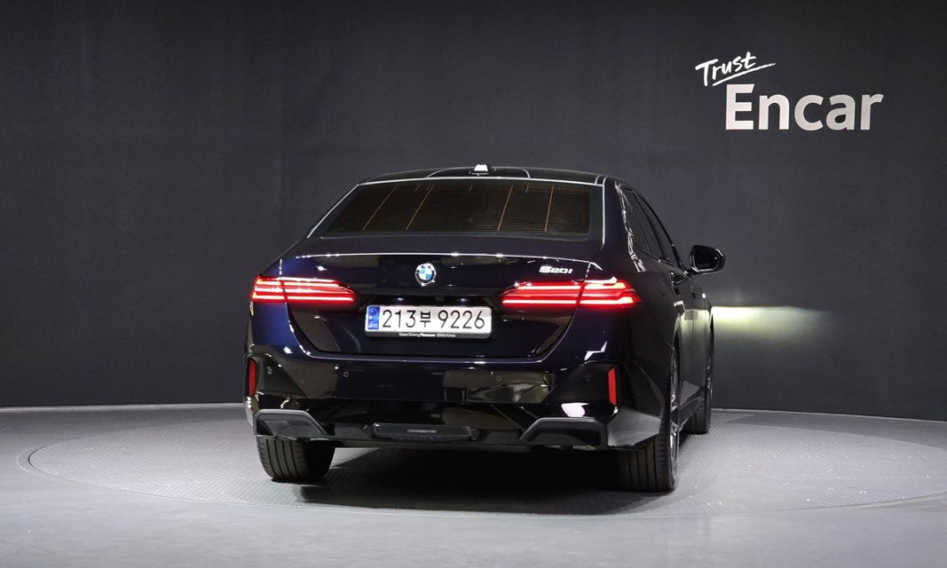 BMW 5-Series 520i M Sport, 2024