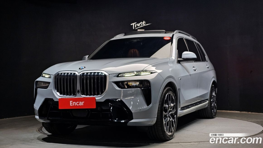 BMW X7 xDrive 40d M Sport 6STR, 2025