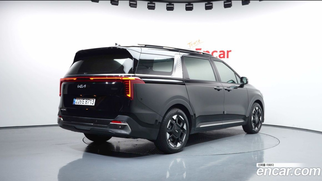 Kia Carnival 9-Seater Noblesse, 2025