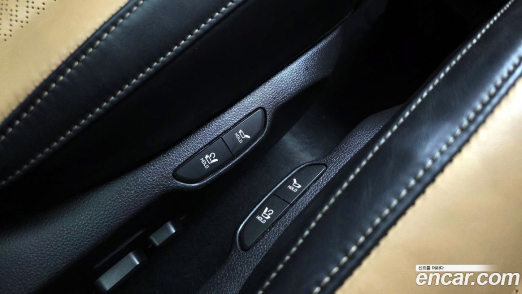 Kia Carnival 7-Seater Signature, 2022