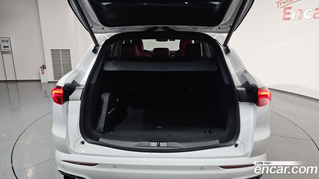Maserati Grecale 2.0 AWD GT, 2023