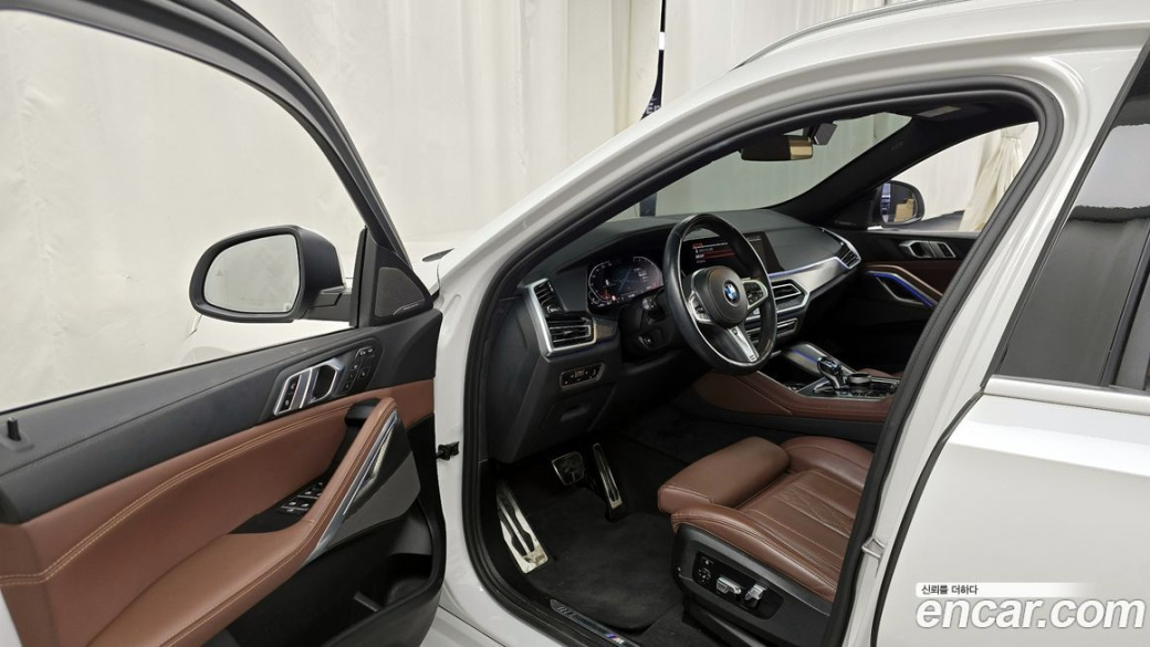 BMW X6 xDrive40i M Sport, 2023
