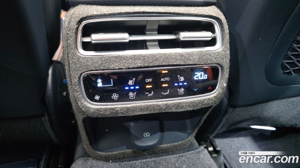 Genesis GV70 2.5T Gasoline AWD, 2025