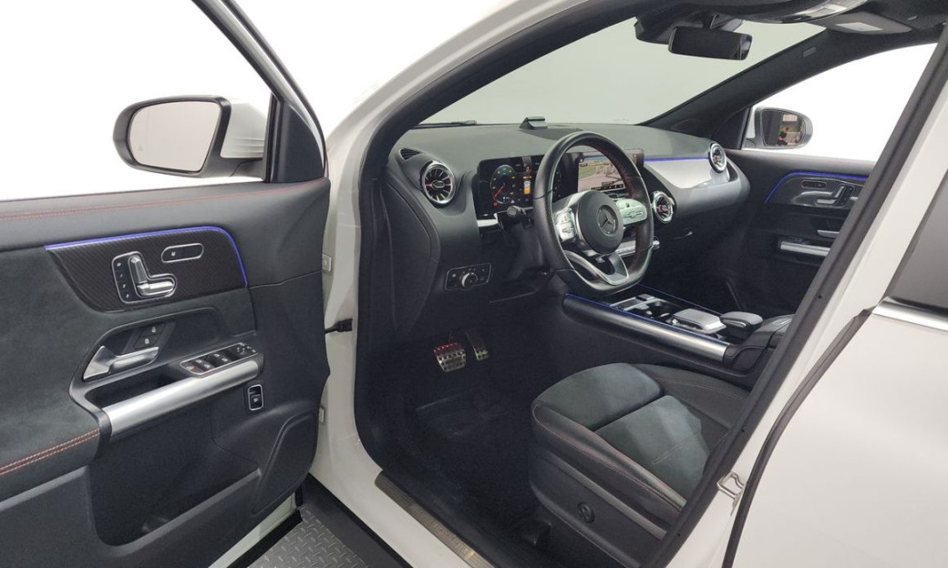 Mercedes-Benz GLA-Class GLA250 4MATIC, 2023