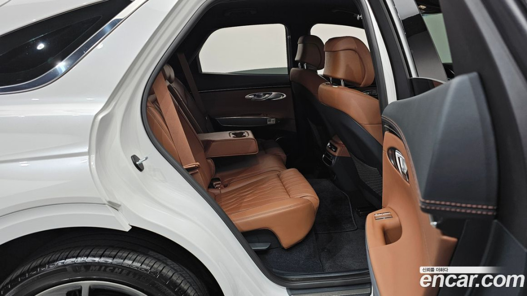 Genesis GV70 2.5T Gasoline 2WD, 2023