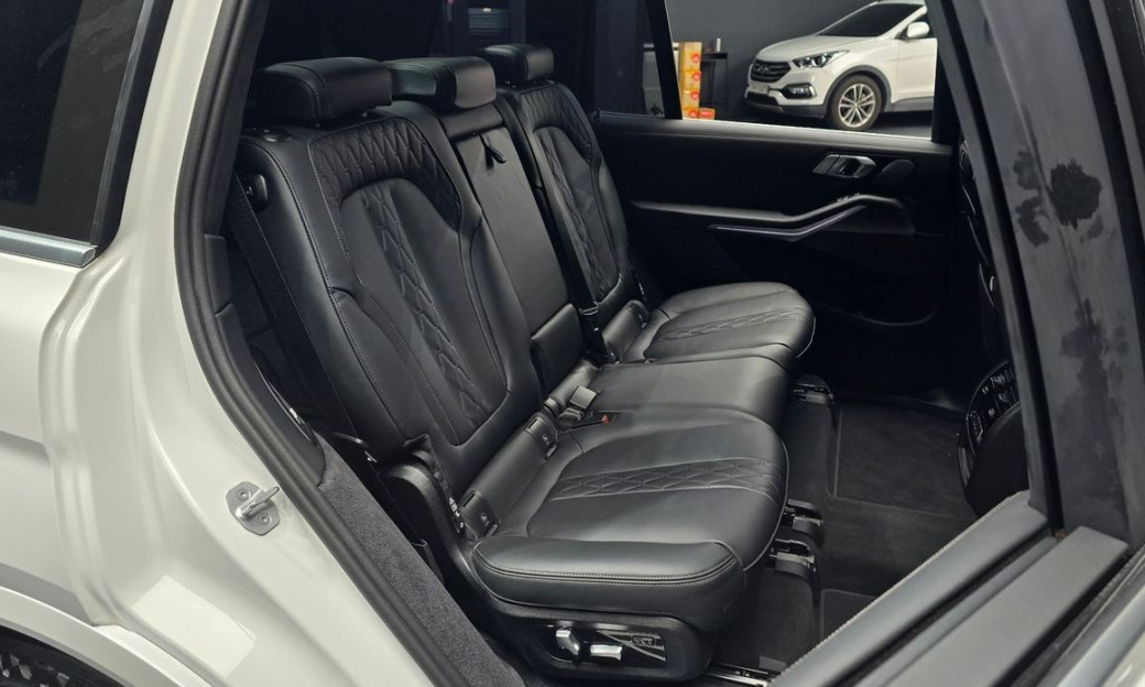 BMW X7 xDrive 40d Design Pure Excellence 7-Seater, 2025