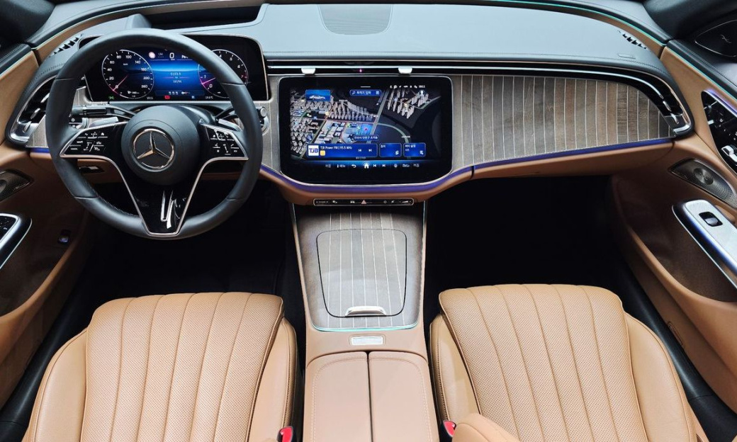 Mercedes-Benz E-Class E450 4MATIC Exclusive, 2024