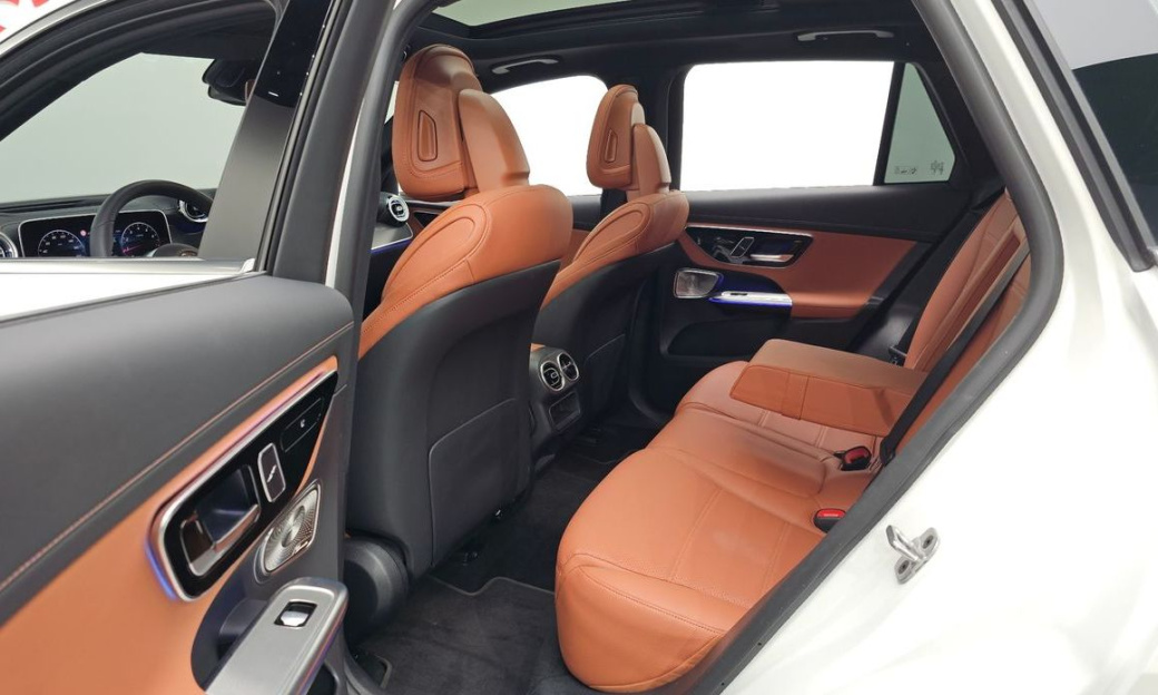 Mercedes-Benz GLC-Class GLC 300 4MATIC Avantgarde, 2025