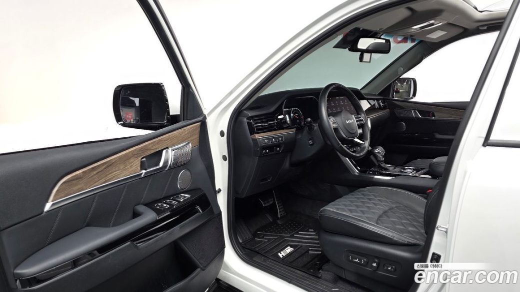 Kia Mohave Diesel 3.0 4WD 6-Seater, 2024