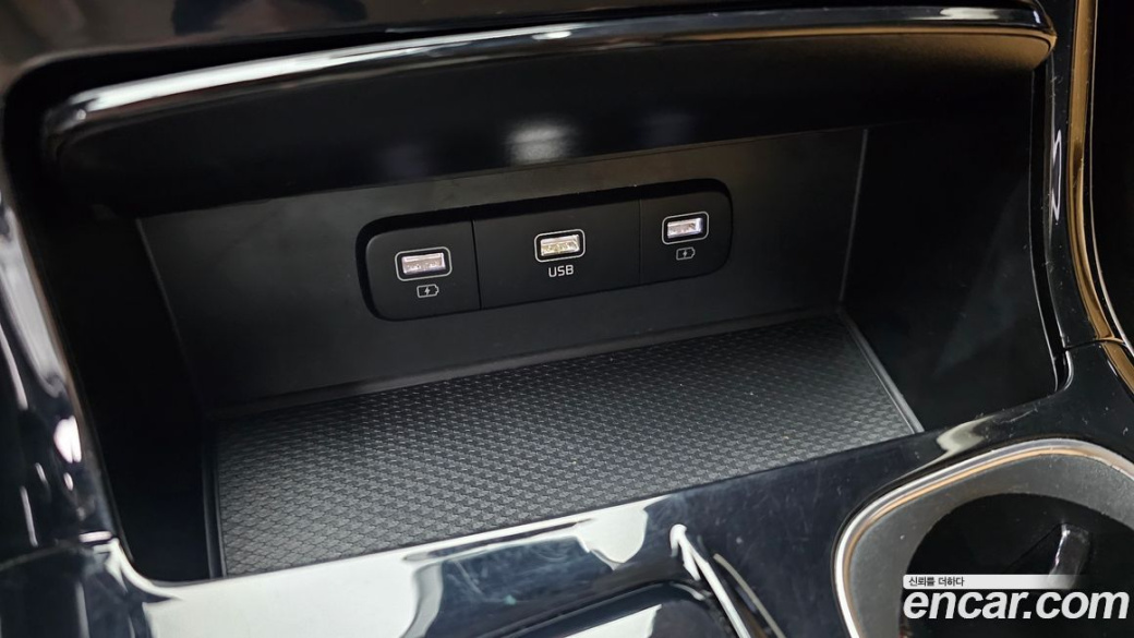 Kia Carnival 9-Seater Noblesse, 2023