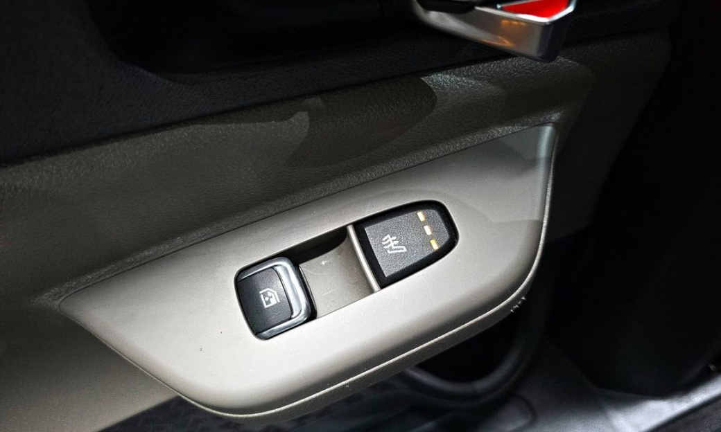 Kia Carnival 9-Seater Noblesse, 2025
