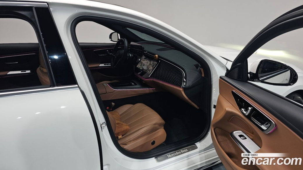 Mercedes-Benz E-Class E220d 4MATIC Exclusive, 2024