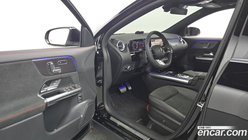 Mercedes-Benz GLA-Class GLA250 4MATIC, 2026