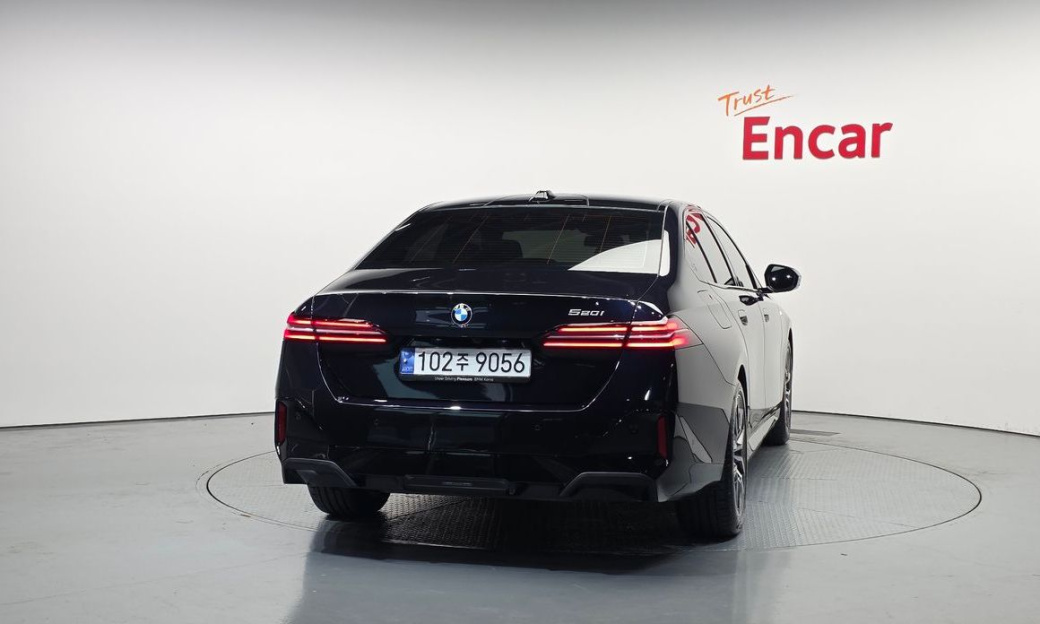 BMW 5-Series 520i M Sport, 2024