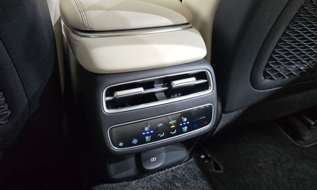 Genesis GV70 2.5T Gasoline AWD, 2025