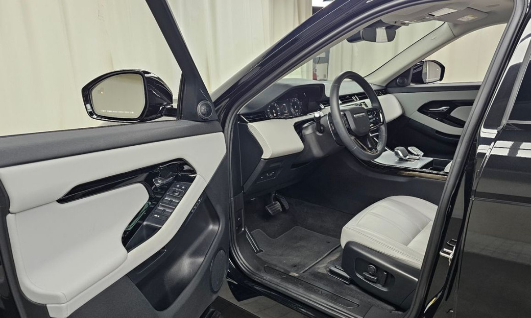 Land Rover Range Rover Evoque P250 S, 2025