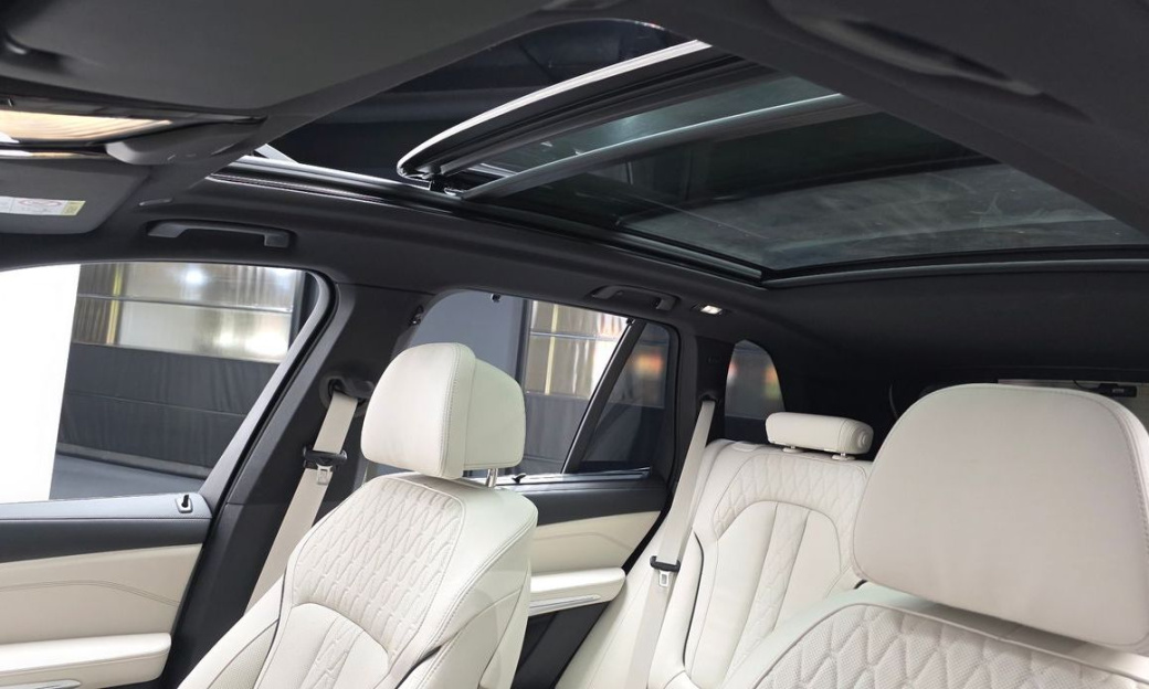 BMW X5 xDrive 40i M Sport, 2025