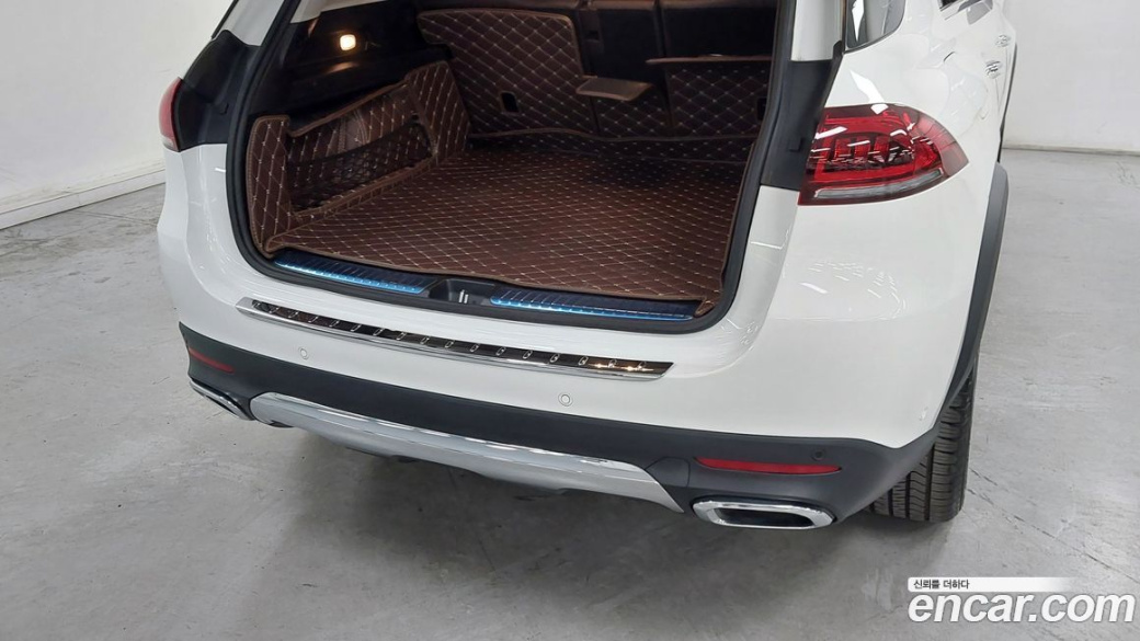 Mercedes-Benz GLE-Class GLE300d 4MATIC, 2023