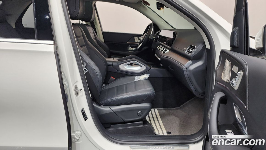 Mercedes-Benz GLE-Class GLE450 4MATIC, 2021