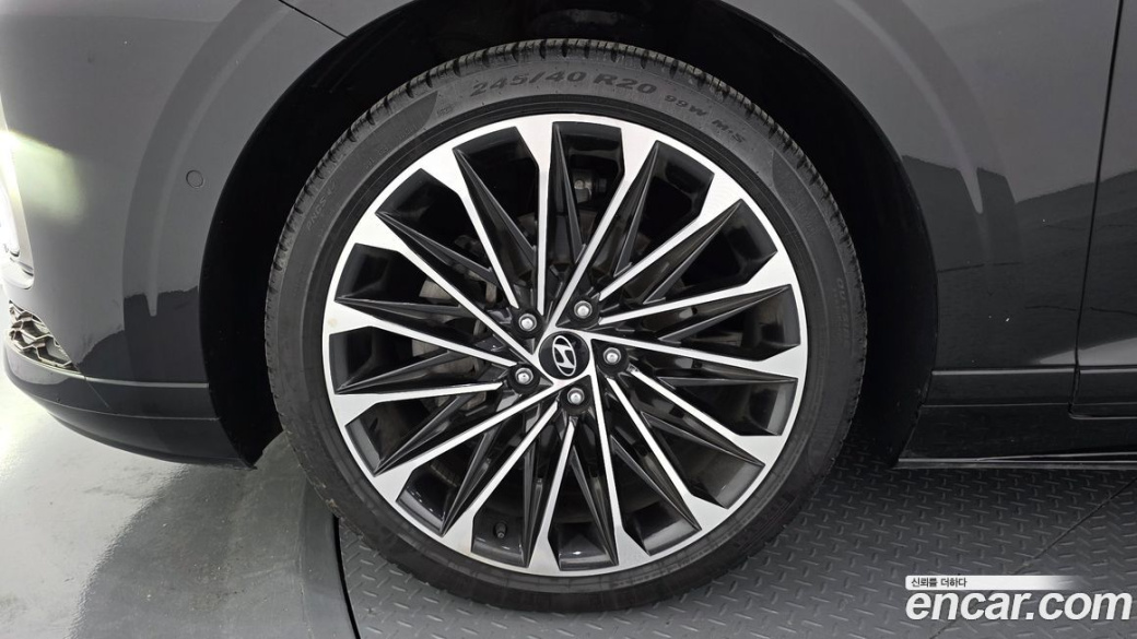 Hyundai Grandeur 2,5 Gasoline 2WD, 2023