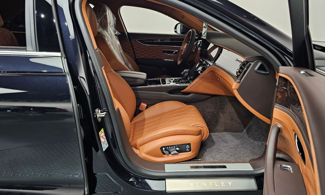 Bentley Flying Spur 4.0, 2022