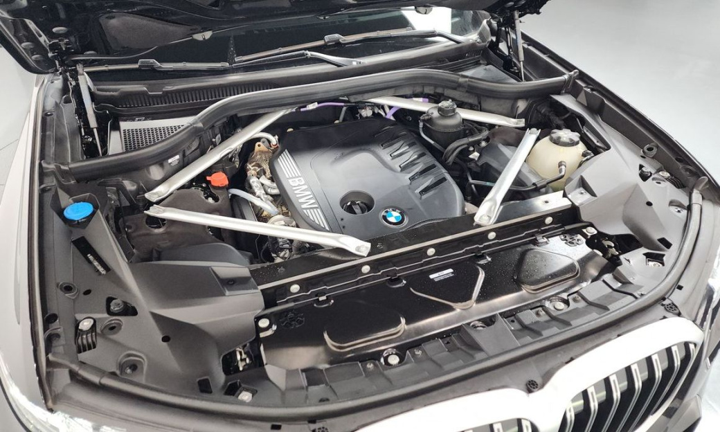 BMW X7 xDrive 40d M Sport 7 STR, 2025