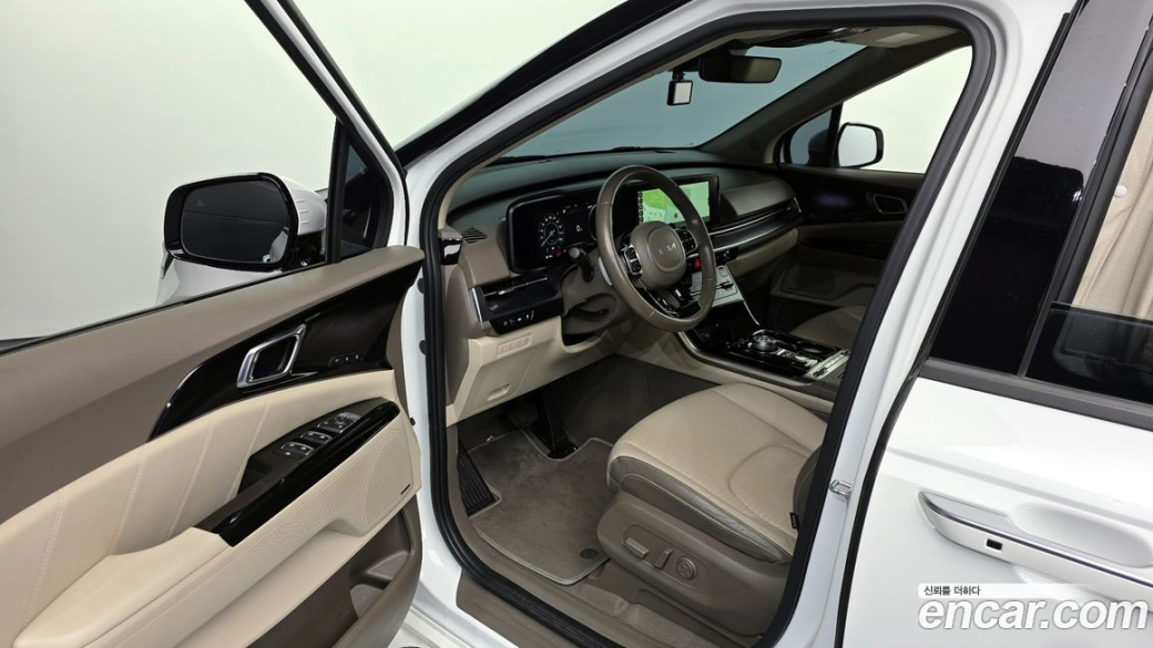 Kia Carnival 7-Seater Hi-Limousine, 2023