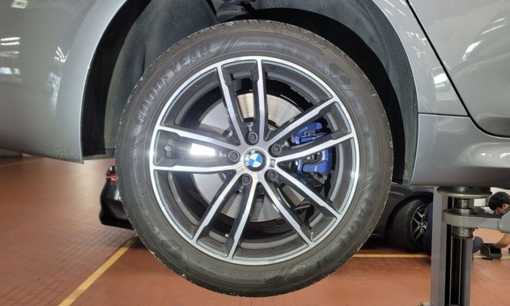 BMW 5-Series 520i M Sport, 2023