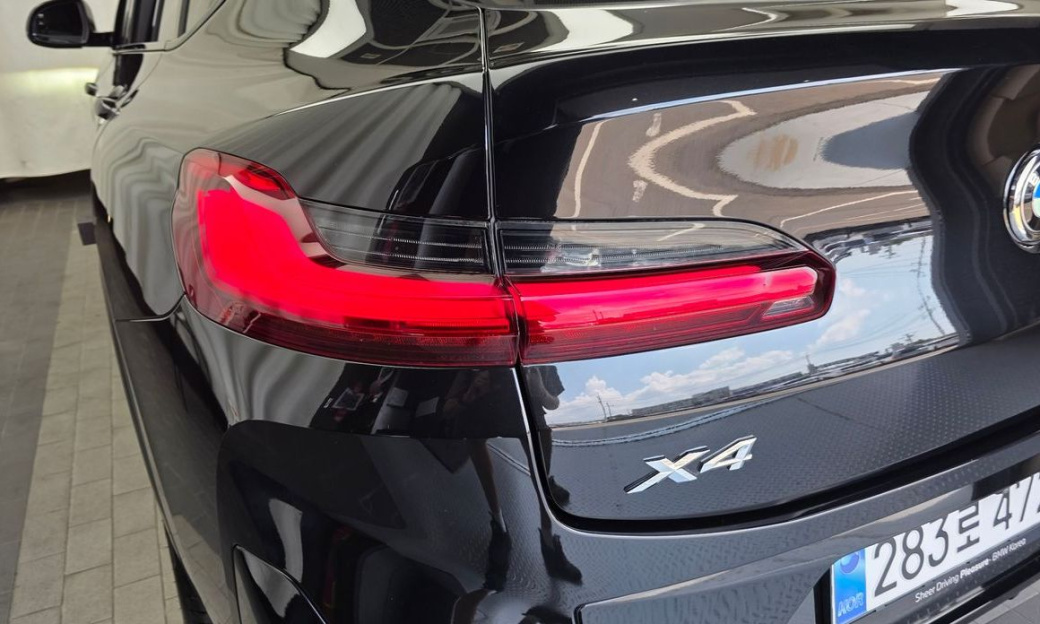 BMW X4 xDrive20d M Sport, 2025
