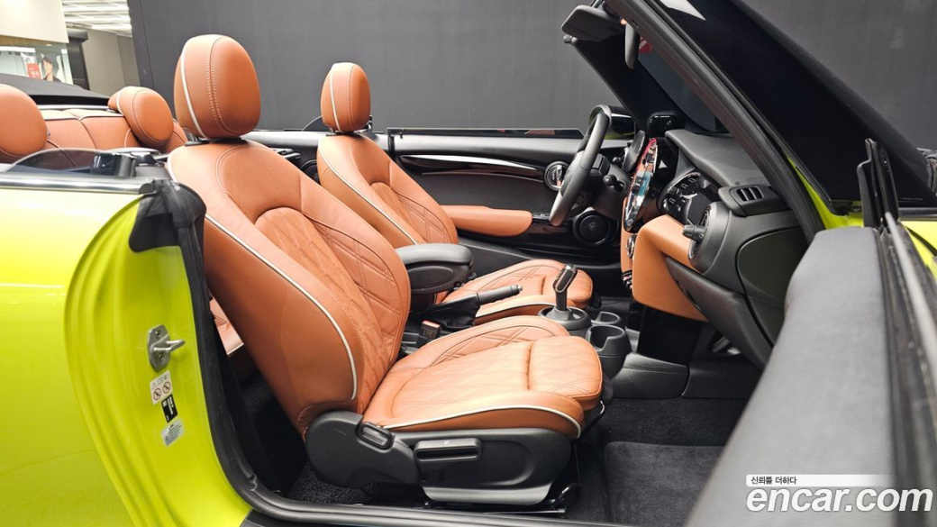 Mini Cooper Convertible Classic, 2024