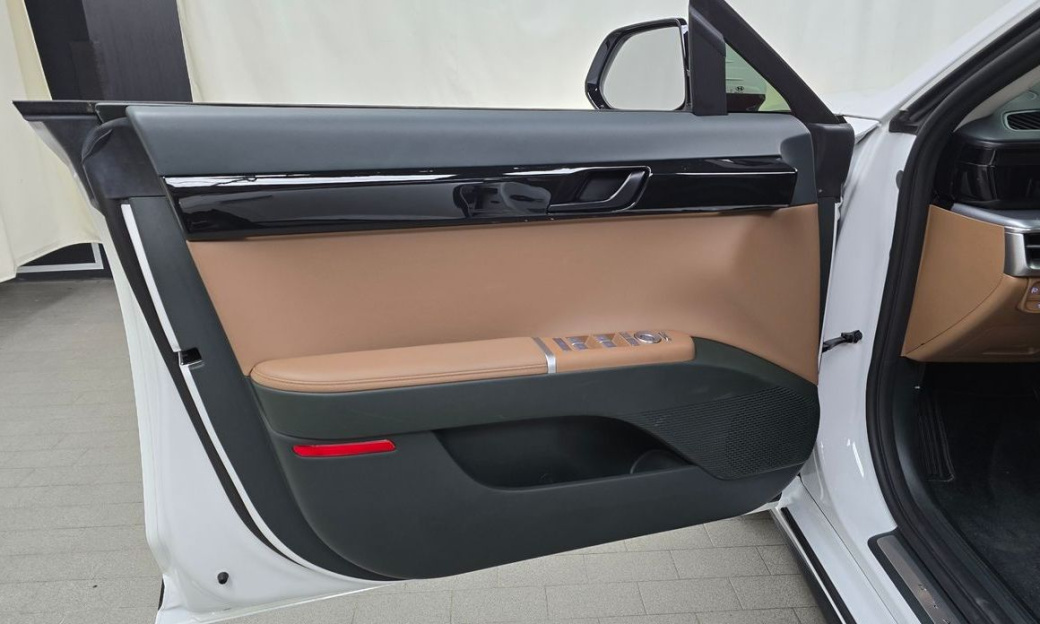 Hyundai Grandeur 2,5 Gasoline 2WD, 2023
