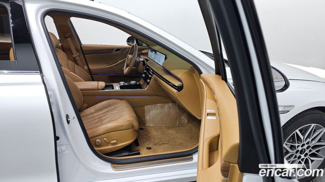 Genesis G80 Gasoline 2.5 Turbo 2WD, 2026