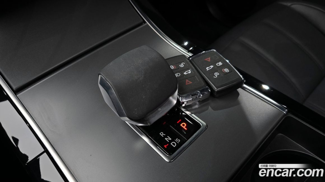 Land Rover Range Rover Evoque P250 Dynamic SE, 2024