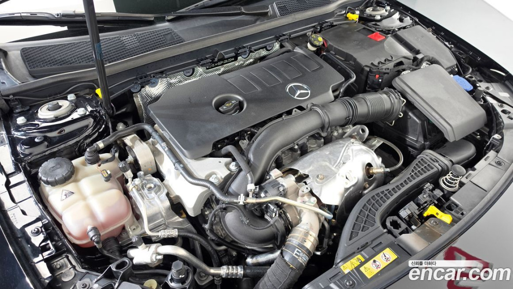Mercedes-Benz CLA-Class CLA250 4MATIC, 2023