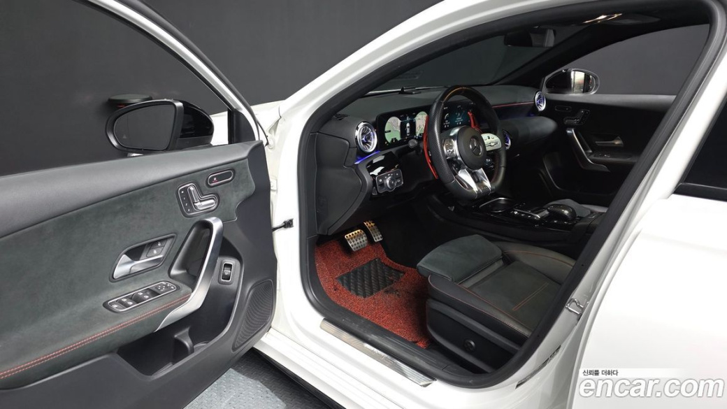 Mercedes-Benz A-Class AMG A35 4MATIC Sedan, 2023
