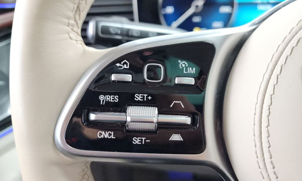 Mercedes-Benz GLS-Class Maybach GLS600 4MATIC Manufakur, 2023