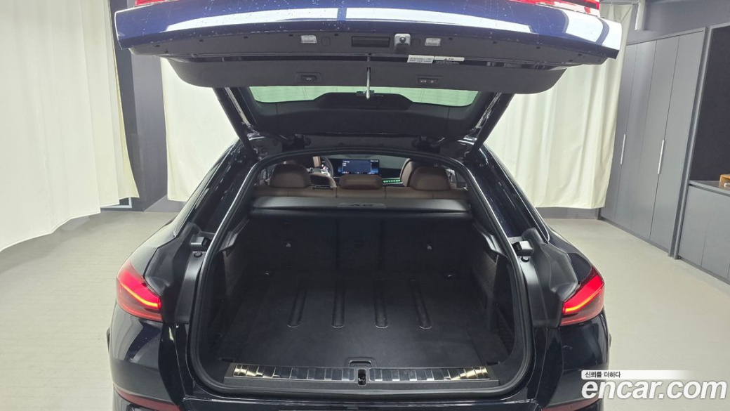 BMW X6 xDrive40i M Sport, 2025