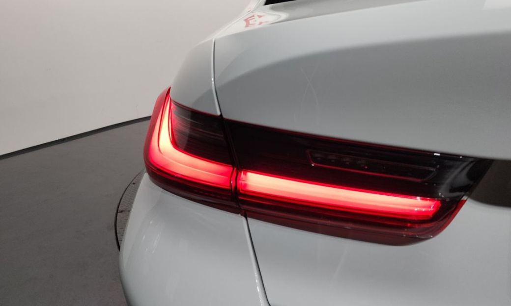 BMW 3-Series 320i M Sport, 2024